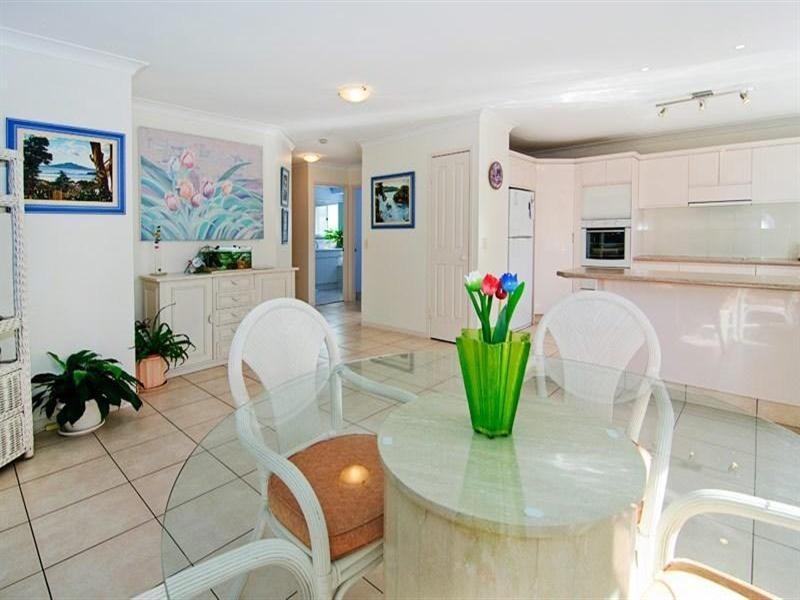 10 Glenwater Crescent, Helensvale QLD 4212