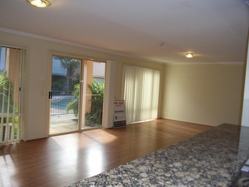 38 John Lund Drive, Hope Island QLD 4212