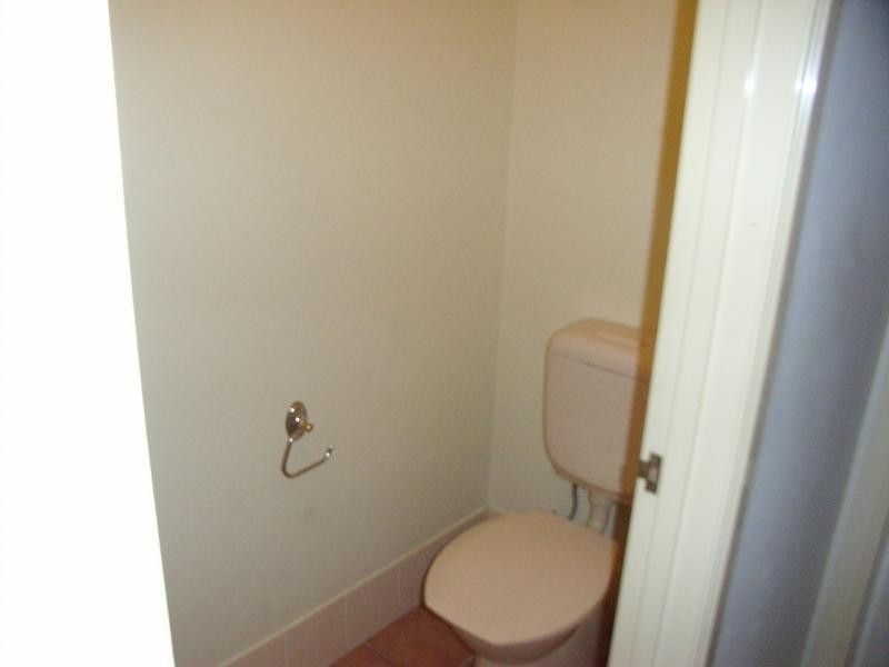 38 John Lund Drive, Hope Island QLD 4212