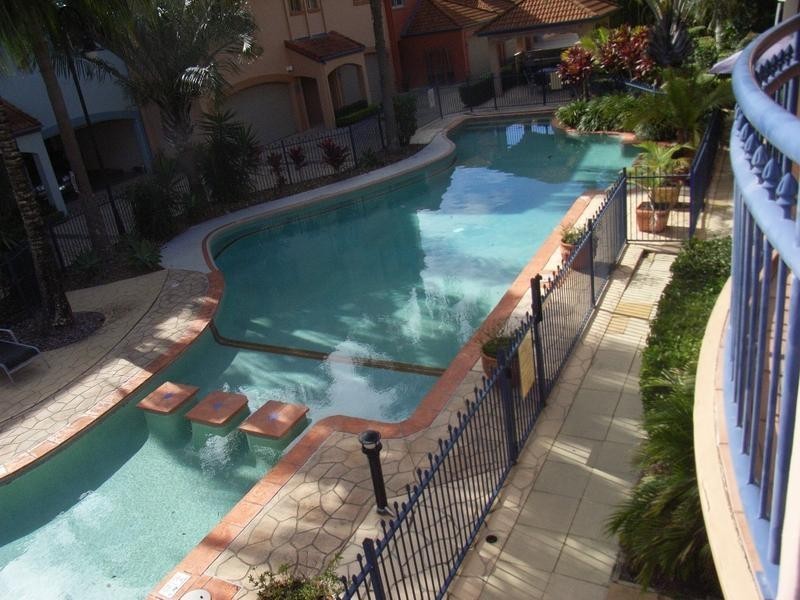 38 John Lund Drive, Hope Island QLD 4212