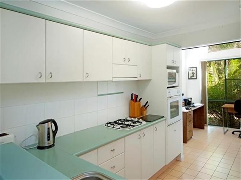 12/19 Santa Barbara Road, Hope Island QLD 4212