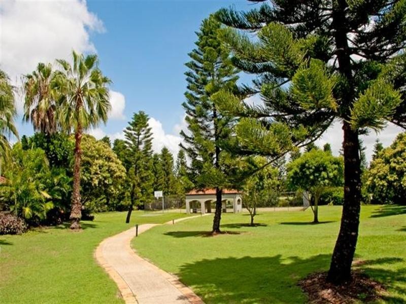12/19 Santa Barbara Road, Hope Island QLD 4212