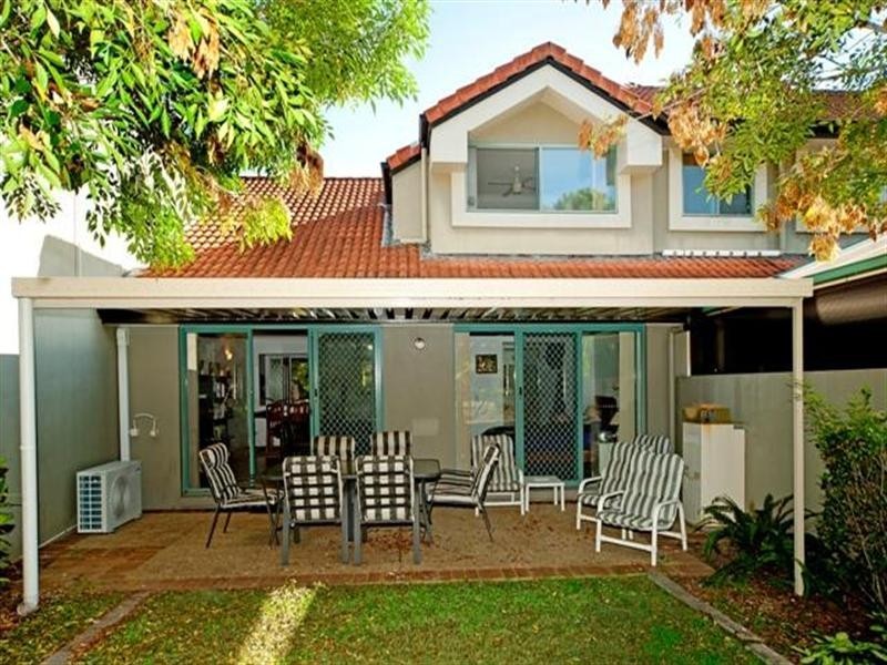 12/19 Santa Barbara Road, Hope Island QLD 4212