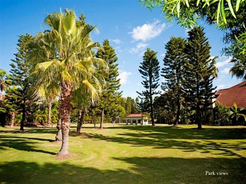12/19 Santa Barbara Road, Hope Island QLD 4212