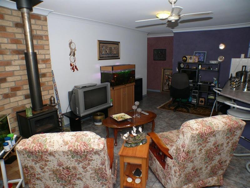 11 Equador Court, Pacific Pines QLD 4211