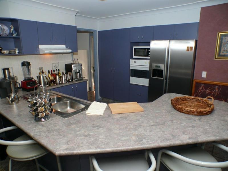 11 Equador Court, Pacific Pines QLD 4211