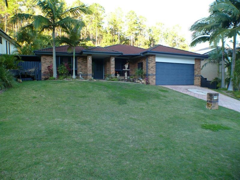 11 Equador Court, Pacific Pines QLD 4211