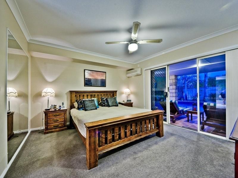 2 Parkwater Point, Helensvale QLD 4212