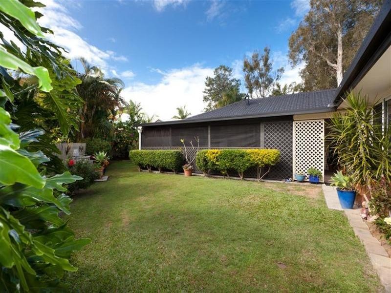 14 Samuel Court, Jacobs Well QLD 4208