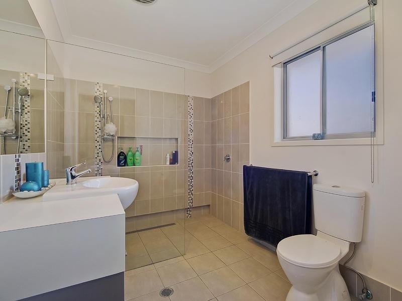 10 Coomerong Crescent, Upper Coomera QLD 4209