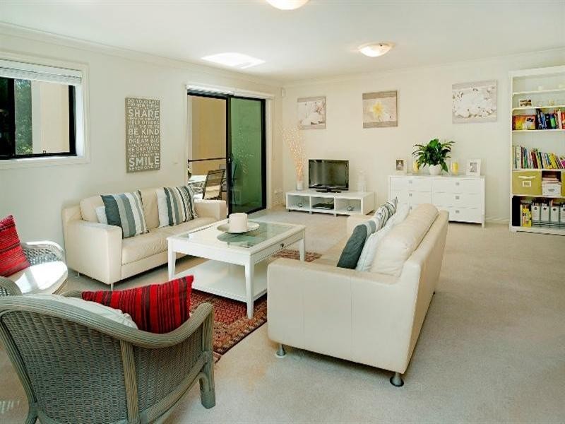 8849 Magnolia Drive East, Hope Island QLD 4212