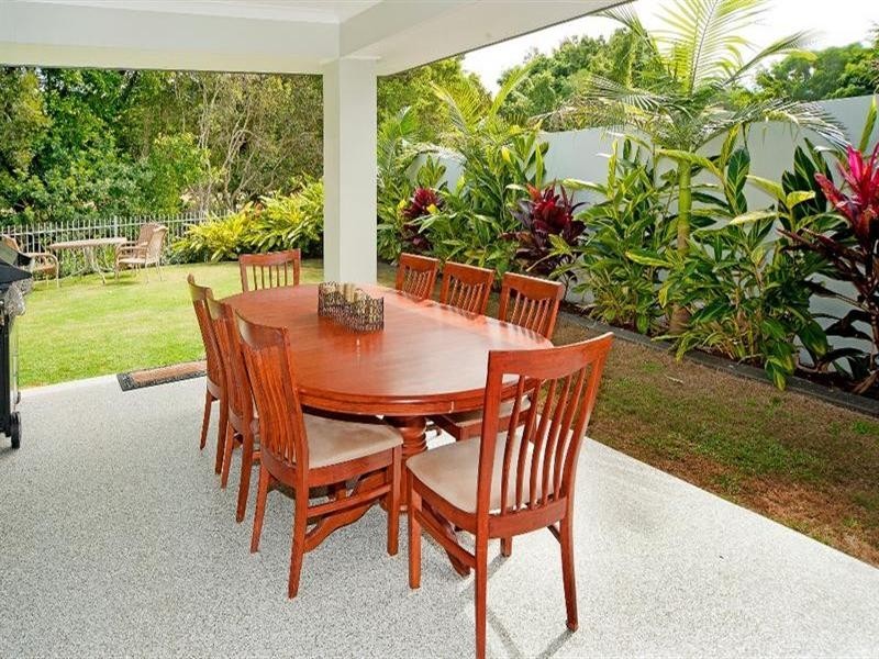 9121 Peter Senior Drive, Hope Island QLD 4212