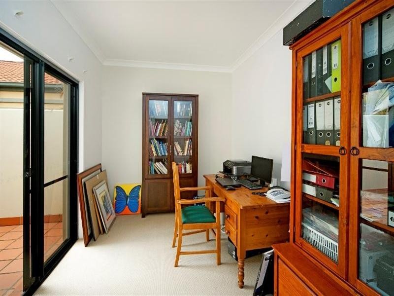 8382 Magnolia Drive, Hope Island QLD 4212