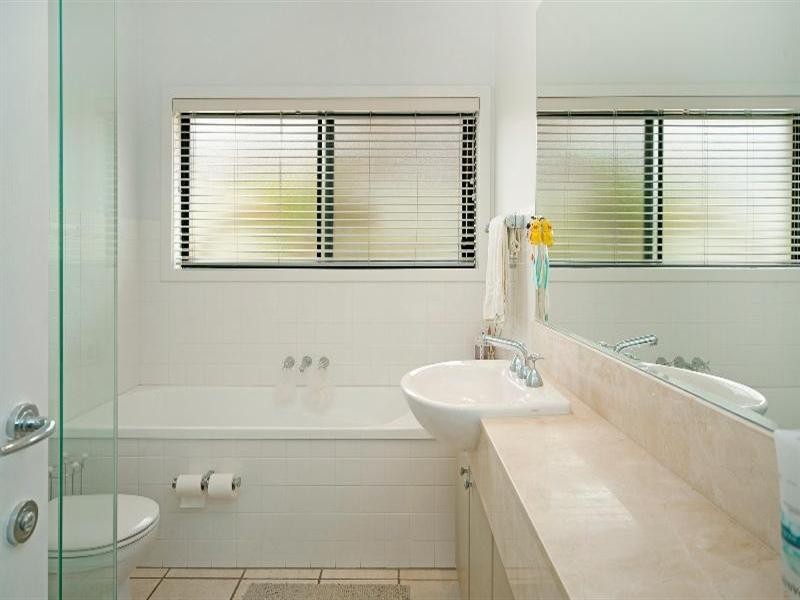 8382 Magnolia Drive, Hope Island QLD 4212