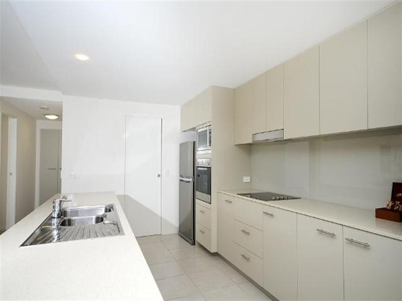 2210/2 Activa Way, Hope Island QLD 4212