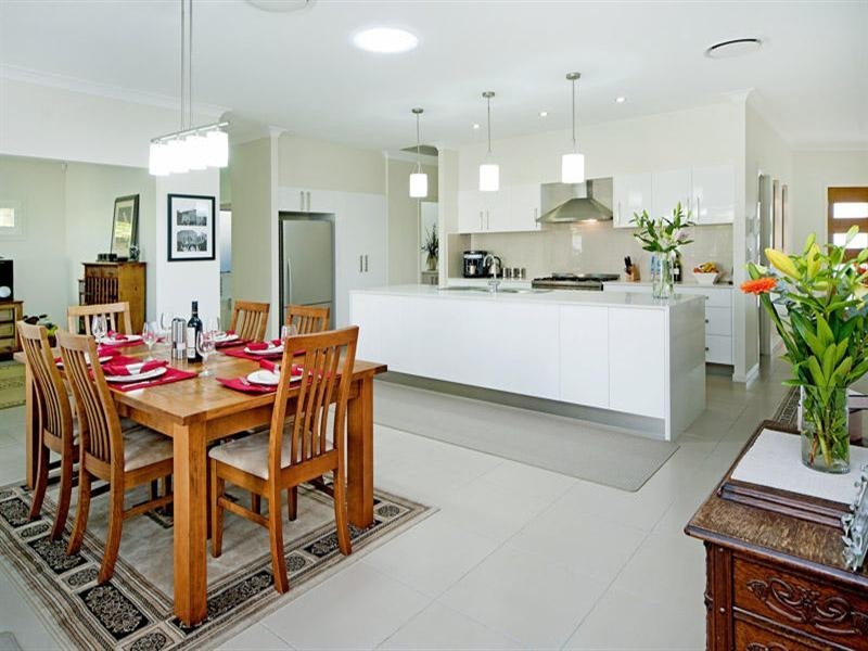 2572 Cressbrook Drive, Hope Island QLD 4212