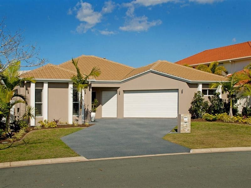 2572 Cressbrook Drive, Hope Island QLD 4212