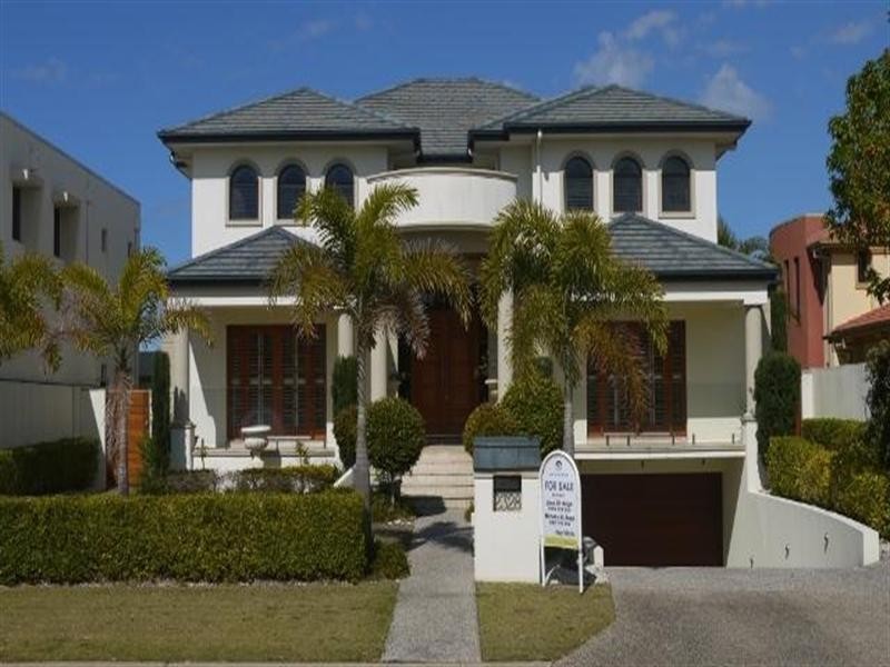 2328 Cressbrook Drive, Hope Island QLD 4212