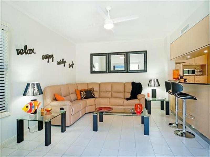 8887 Magnolia Drive East, Hope Island QLD 4212