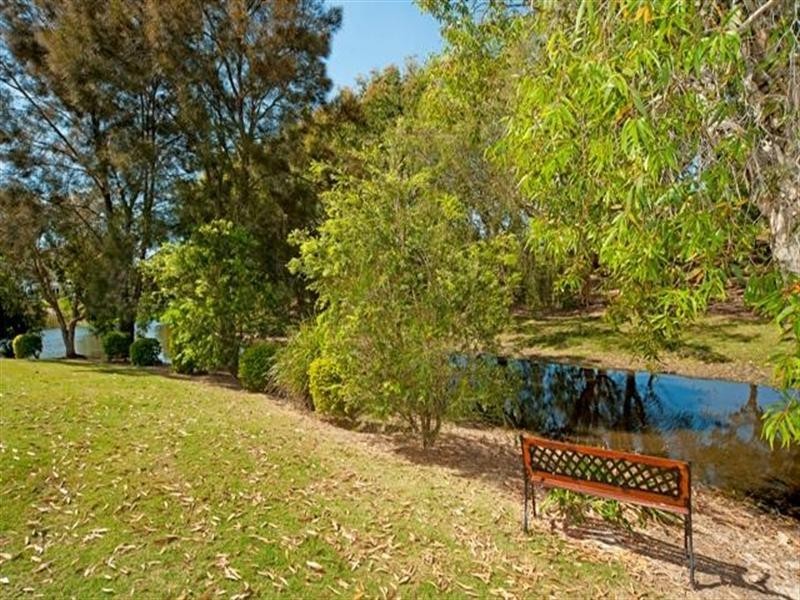 8887 Magnolia Drive East, Hope Island QLD 4212