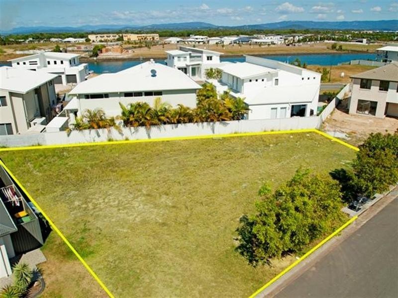 3 Rhodium Crescent, Hope Island QLD 4212