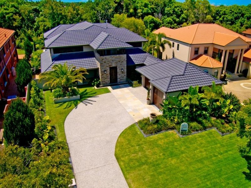 8216 Magnolia Drive West, Hope Island QLD 4212
