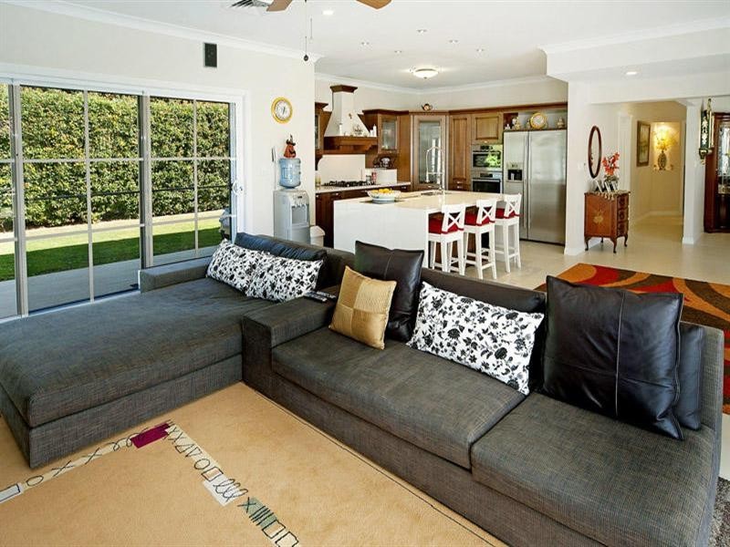 1616 Rosebank Way, Hope Island QLD 4212