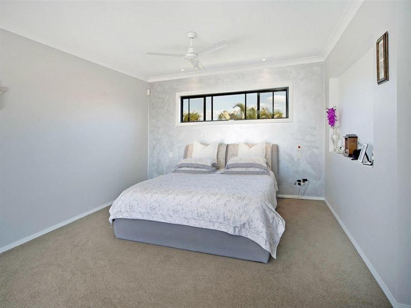 1616 Rosebank Way, Hope Island QLD 4212