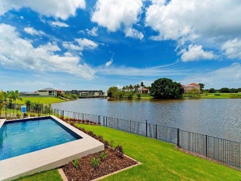 6176 Murten Court, Hope Island QLD 4212