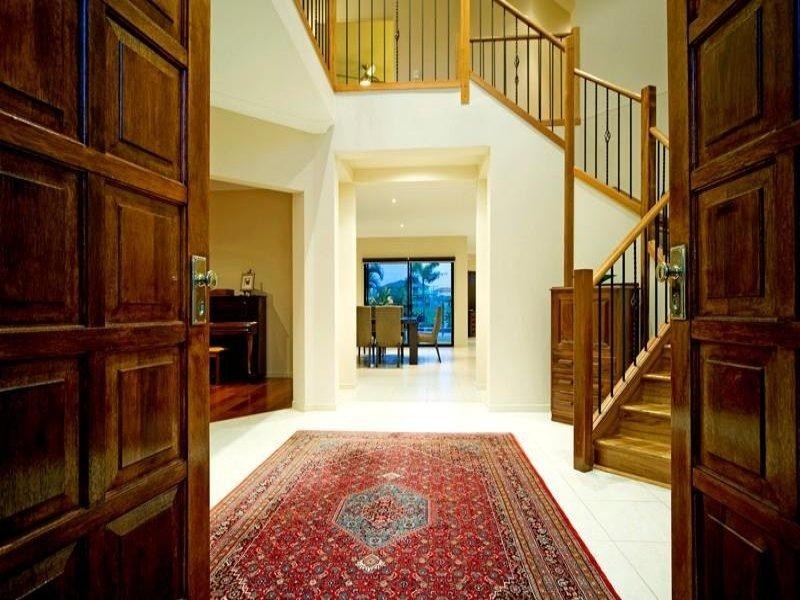 2138 Beaufort Way, Hope Island QLD 4212