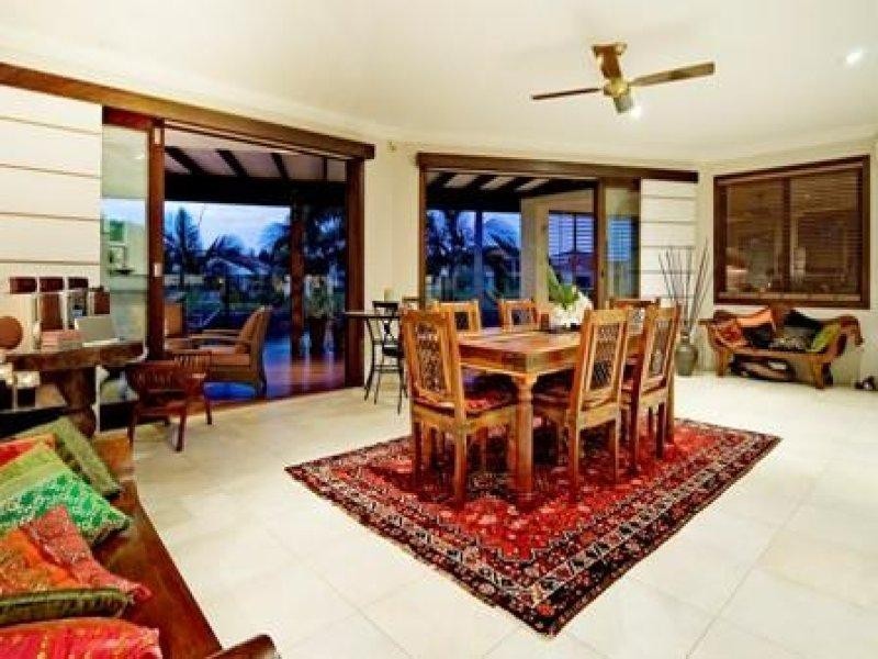 1033 Rosebank Way, Hope Island QLD 4212