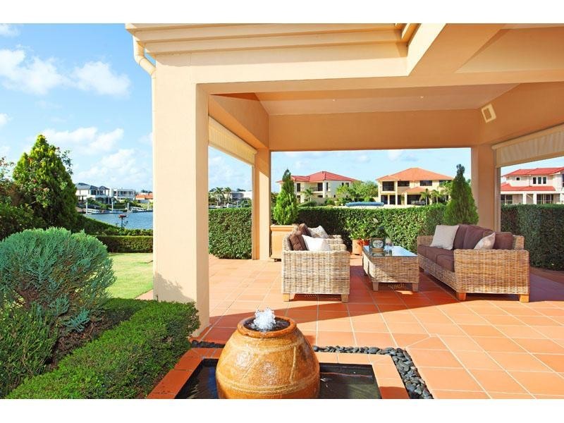 3106 Riverleigh Drive, Hope Island QLD 4212