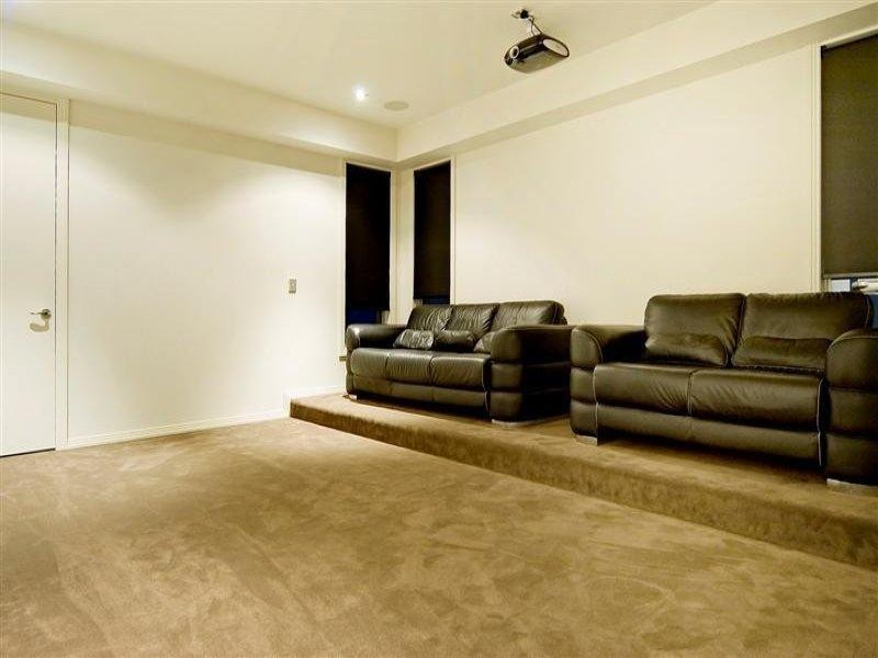 2838 Wylarah Way, Hope Island QLD 4212