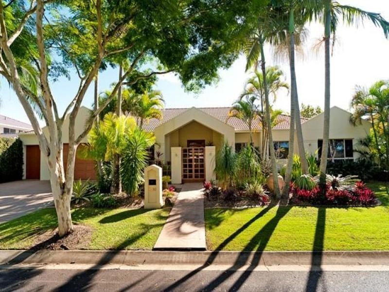 1035 Rosebank Way, Hope Island QLD 4212