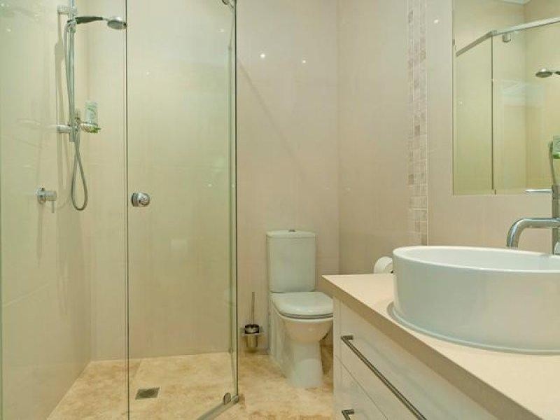 1035 Rosebank Way, Hope Island QLD 4212