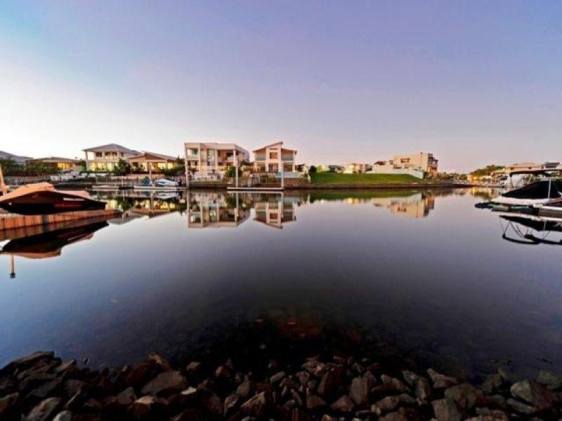 27 Southaven Drive, Helensvale QLD 4212