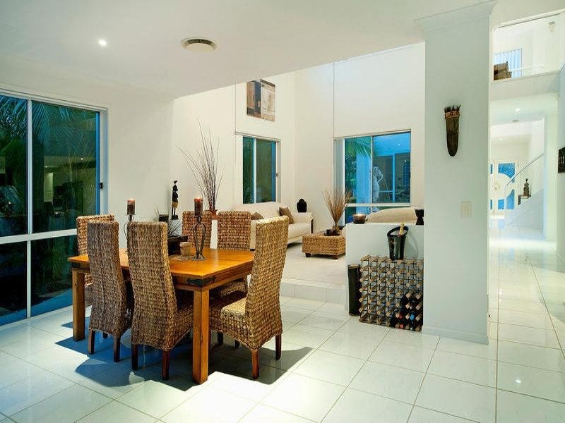 54 The Peninsula, Helensvale QLD 4212