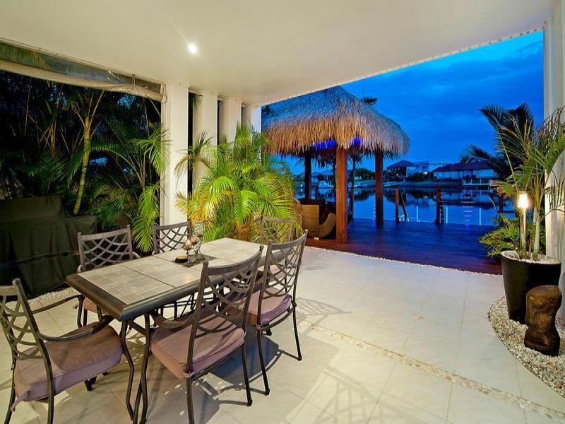 54 The Peninsula, Helensvale QLD 4212