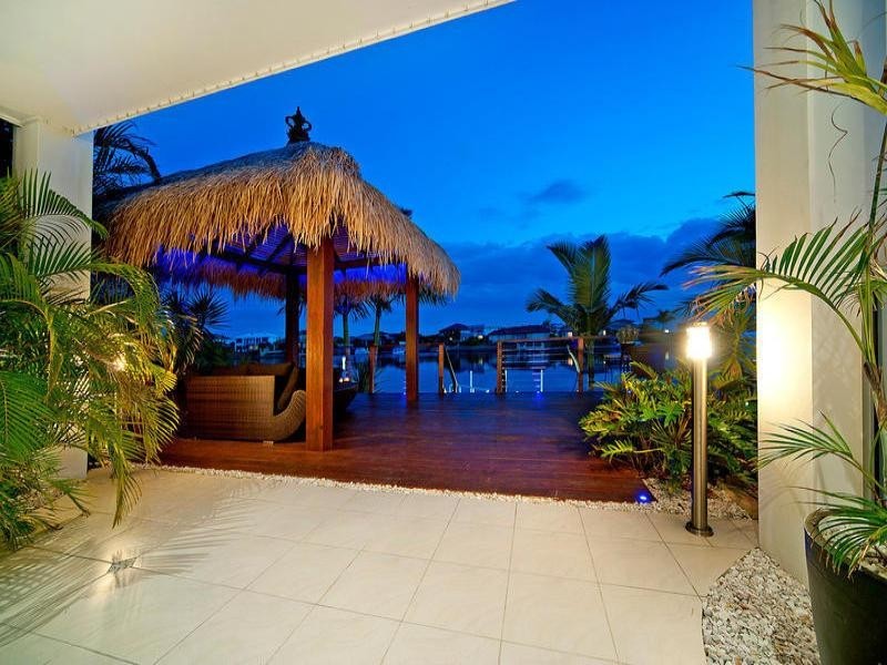 54 The Peninsula, Helensvale QLD 4212