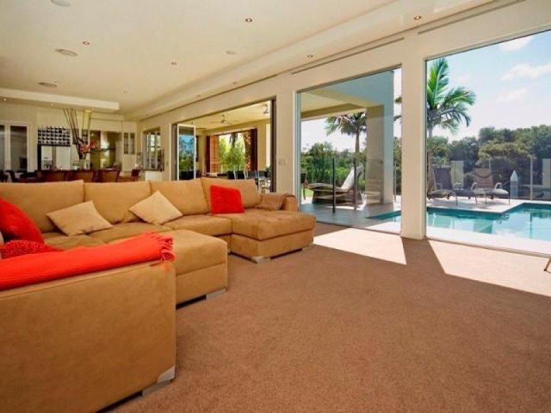 2504 Cressbrook Drive, Hope Island QLD 4212