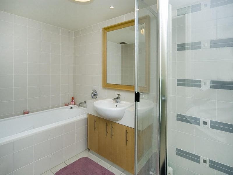 8424 Magnolia Drive East, Hope Island QLD 4212