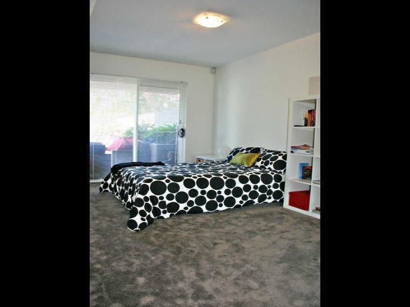 8424 Magnolia Drive East, Hope Island QLD 4212