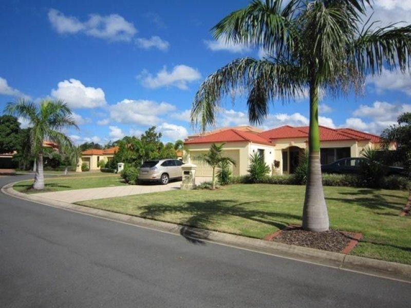 2105 Carlton Close, Hope Island QLD 4212