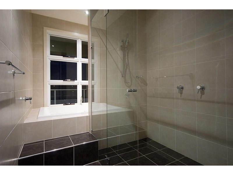 2227 Glengallon Way, Hope Island QLD 4212