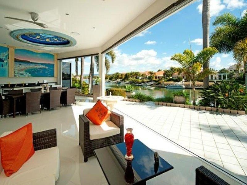 1040 Rosebank Way, Hope Island QLD 4212