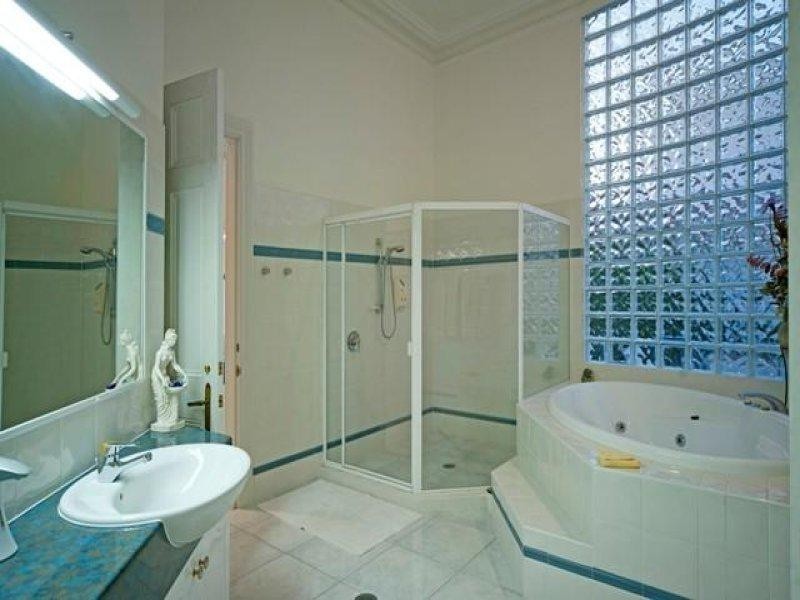 1040 Rosebank Way, Hope Island QLD 4212