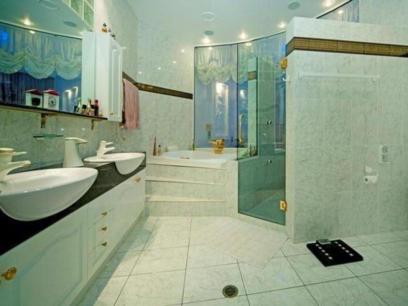 1040 Rosebank Way, Hope Island QLD 4212