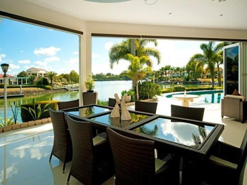 1040 Rosebank Way, Hope Island QLD 4212