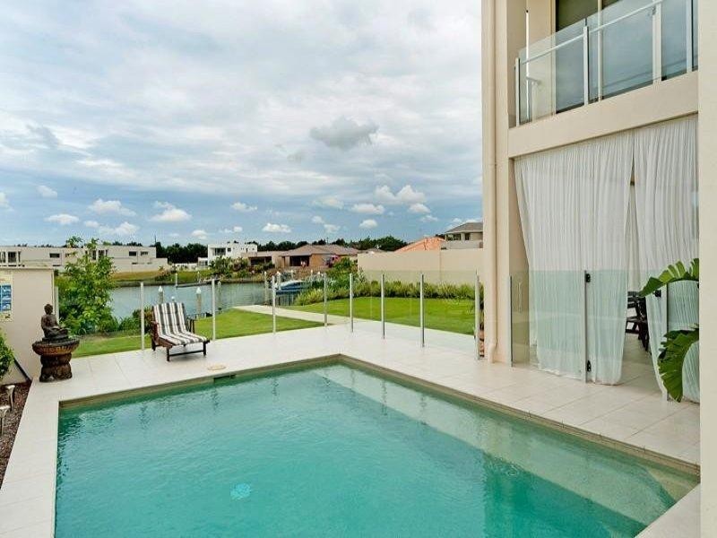 2223 Taromeo Court, Hope Island QLD 4212