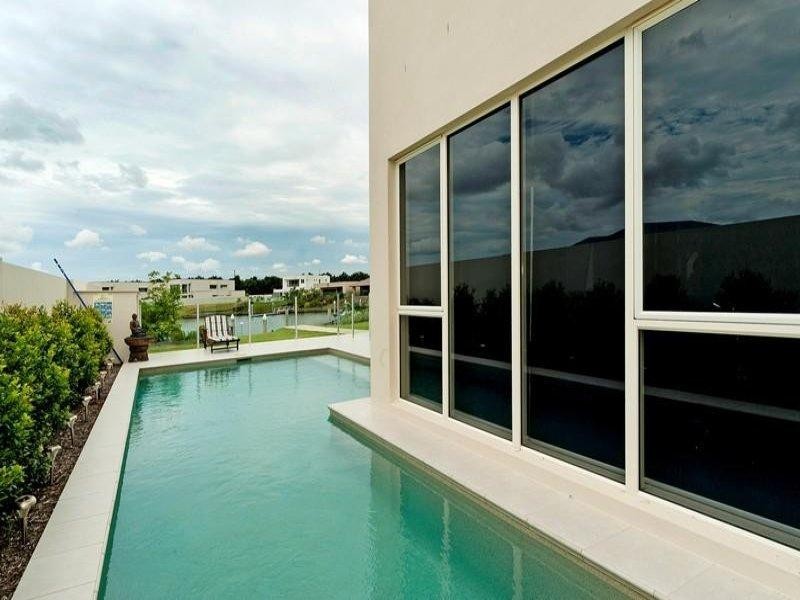 2223 Taromeo Court, Hope Island QLD 4212